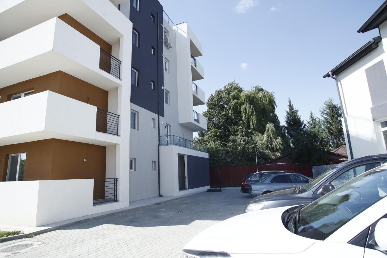 Lar Apartment Focşani Exteriör bild